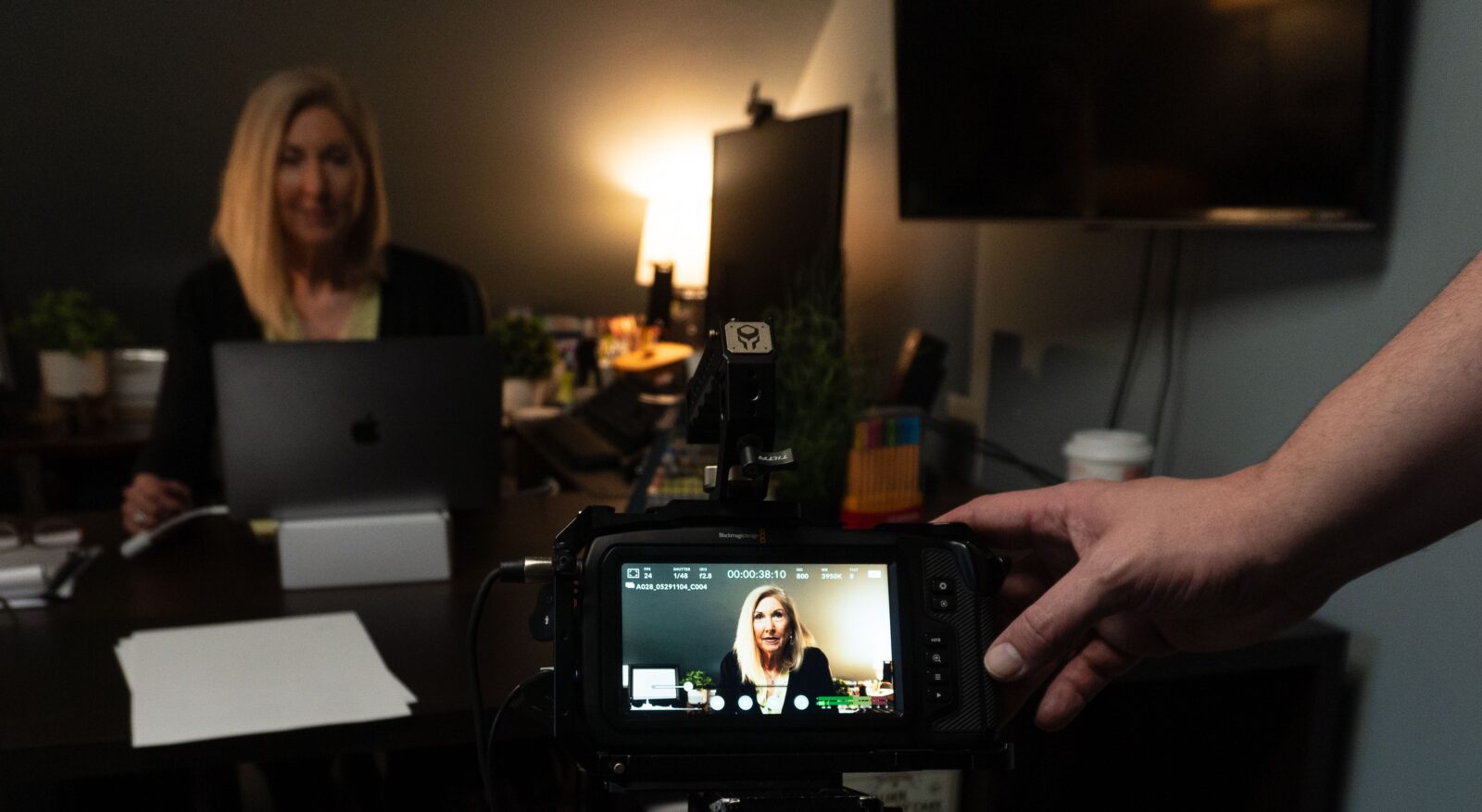 Laure Quinlivan preparing for a scene in "Fishbowl"